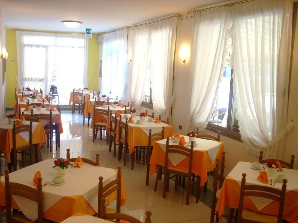 קאורלה Hotel Fornaro מראה חיצוני תמונה